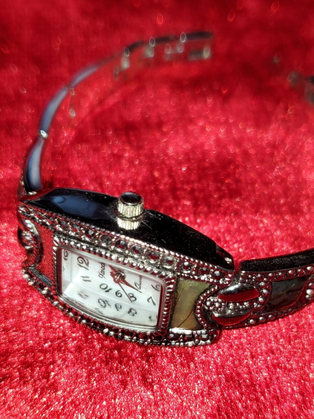 Vintage Xanadu Quartz Watch, Model 9147